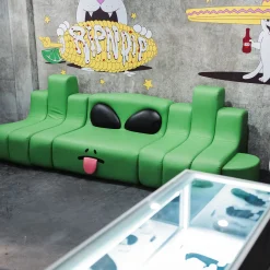 Ripndip Home Goods|Furniture / Statues<Alien Face Couch
