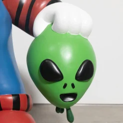 Ripndip Furniture / Statues<Childs Play 4ft Figure