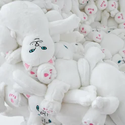 Ripndip Plush Dolls|Furniture / Statues<Nerm Plush Chair