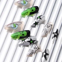 Ripndip Stocking Stuffers<We Out Here Press On Nail Set